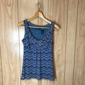 New York Company Blue Chevron Scoop Neck Lined Tank Top S